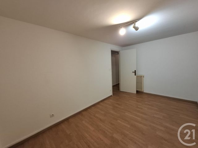 Appartement F4 à louer - 4 pièces - 150.51 m2 - CASTRES - 81 - MIDI-PYRENEES - Century 21 C.G.I.