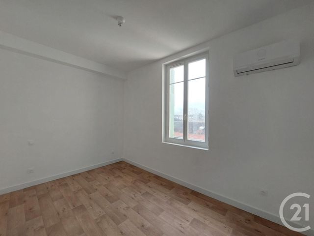 Appartement F2 à louer - 2 pièces - 40.0 m2 - CASTRES - 81 - MIDI-PYRENEES - Century 21 C.G.I.