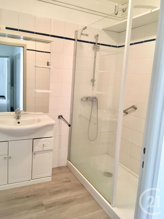 Appartement F4 à louer - 4 pièces - 89.28 m2 - CASTRES - 81 - MIDI-PYRENEES - Century 21 C.G.I.