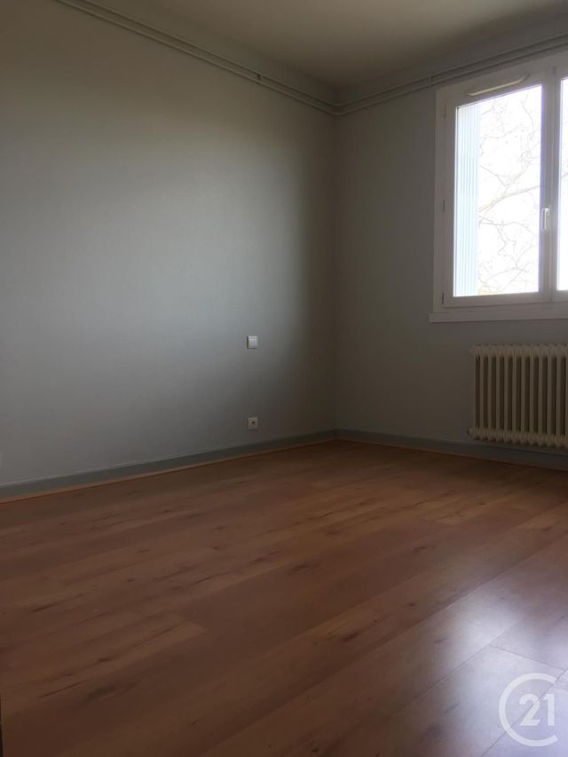 Appartement F4 à louer - 4 pièces - 89.28 m2 - CASTRES - 81 - MIDI-PYRENEES - Century 21 C.G.I.
