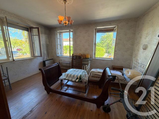 Appartement F3 à vendre - 5 pièces - 113.69 m2 - CASTRES - 81 - MIDI-PYRENEES - Century 21 C.G.I.