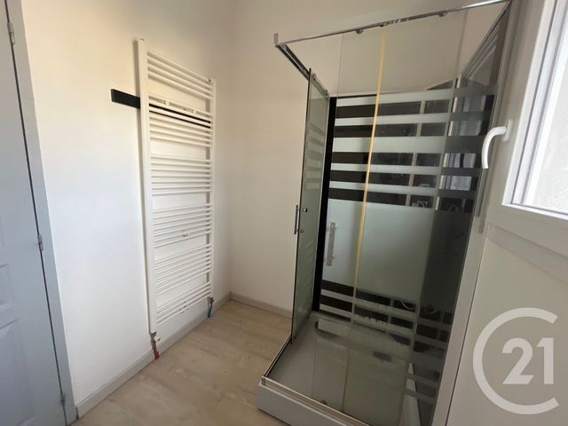 maison à louer - 5 pièces - 107.9 m2 - VIELMUR SUR AGOUT - 81 - MIDI-PYRENEES - Century 21 C.G.I.