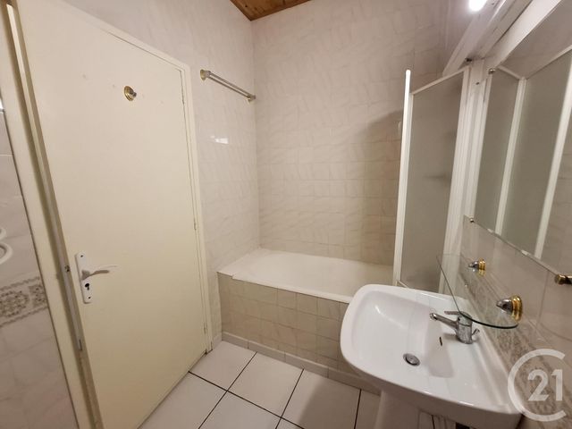 Appartement F3 à louer - 5 pièces - 81.0 m2 - CASTRES - 81 - MIDI-PYRENEES - Century 21 C.G.I.
