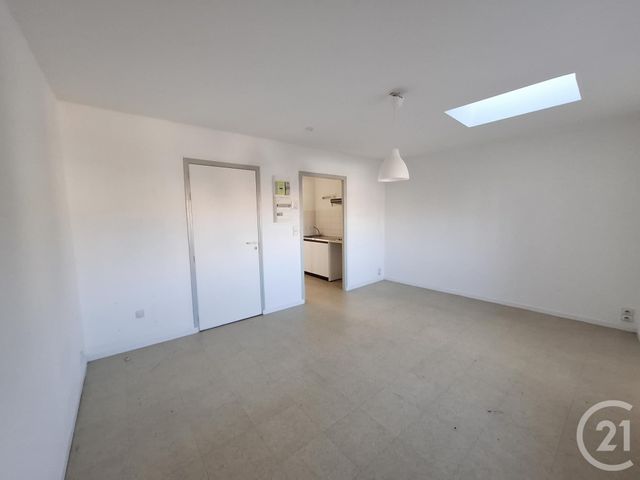 Appartement F2 à louer - 2 pièces - 41.0 m2 - CASTRES - 81 - MIDI-PYRENEES - Century 21 C.G.I.